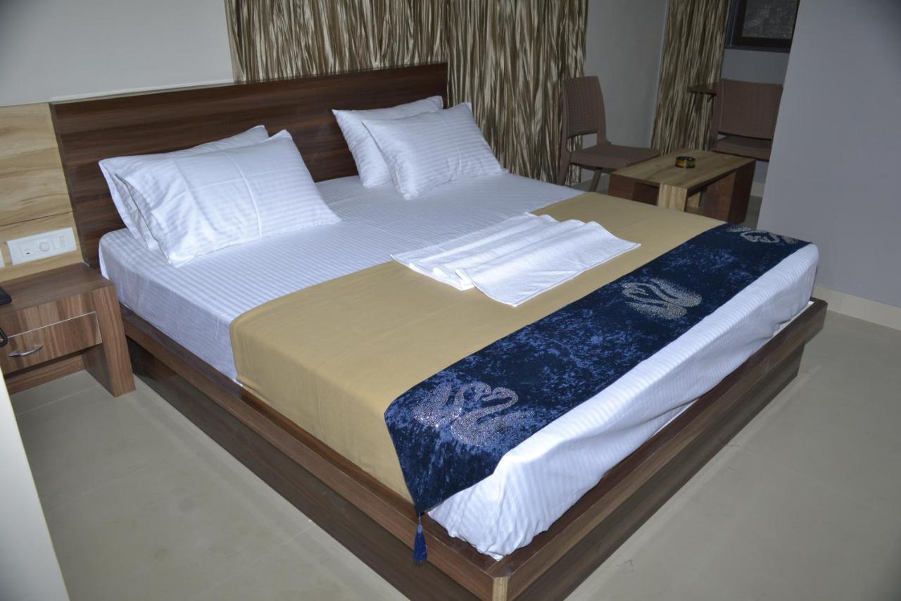 Hotel Saarang Forever Bangalore Luaran gambar