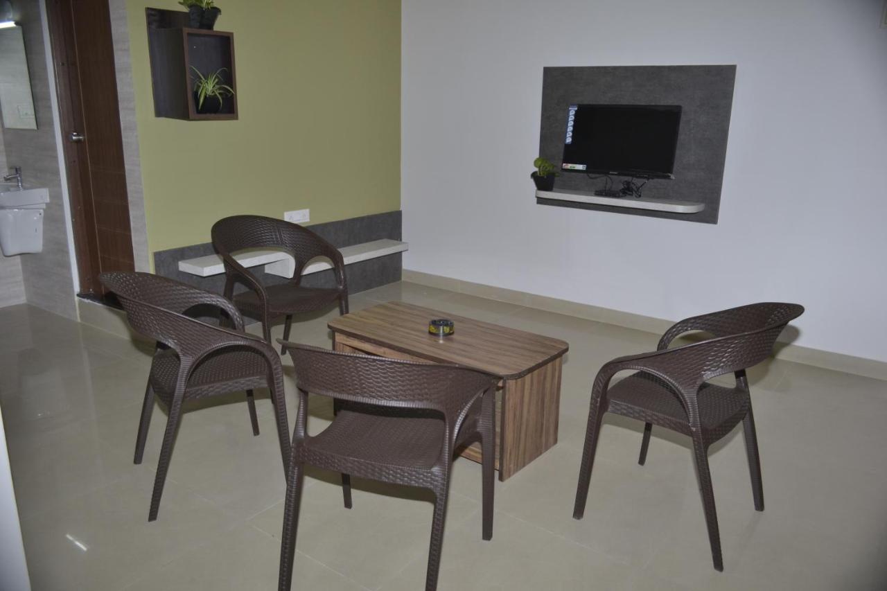 Hotel Saarang Forever Bangalore Luaran gambar